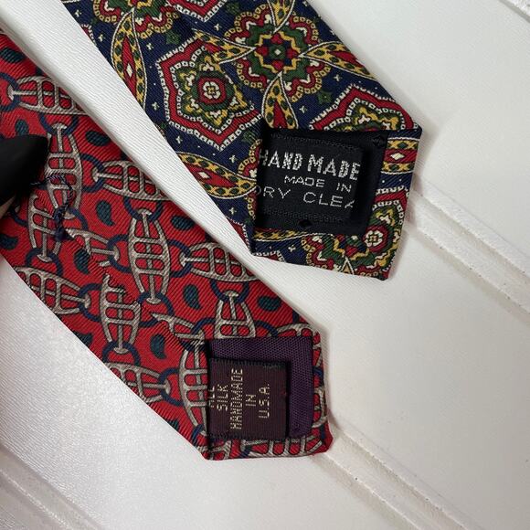 Barneys New York Blue Floral & Red 100% Silk Bundle of 2 Mens Tie - Picture 3 of 5